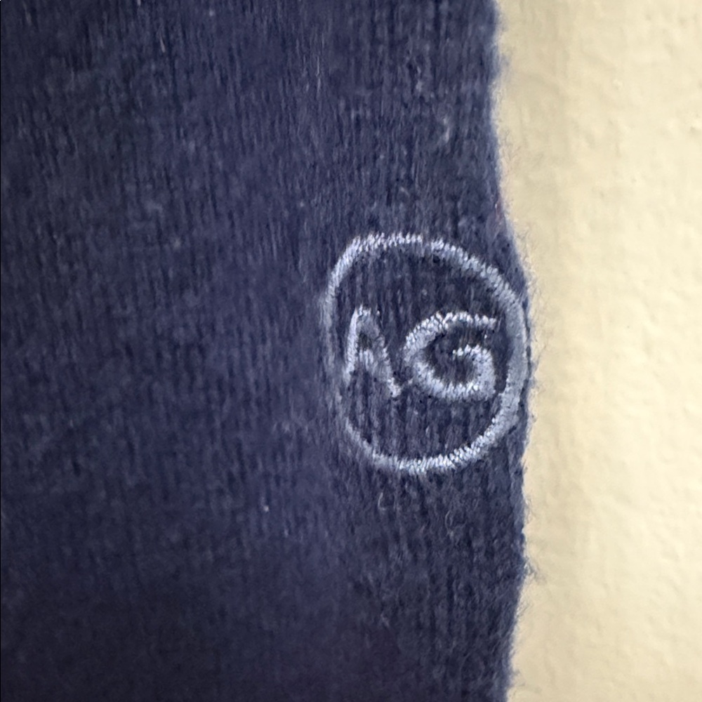 AG Green Label Wool Cashmere V-Neck Sweater in Deep Blue Size Large - Picture 5 of 9